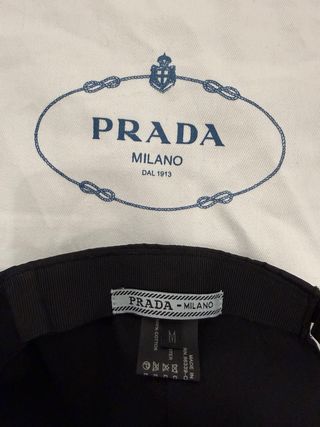 Gorra Prada Negra