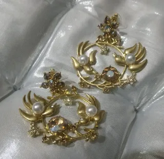 Pendientes Óscar de la Renta Aves Perla