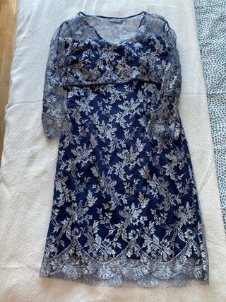 Vestido de fiesta azul y plateado