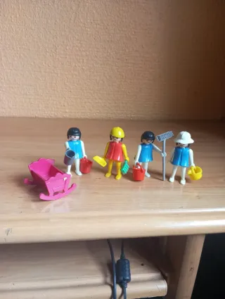 370. Playmobil lote de 4 figuras mujeres antiguas