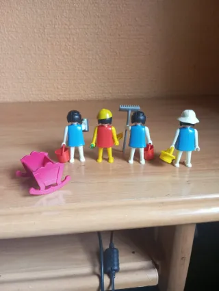 370. Playmobil lote de 4 figuras mujeres antiguas