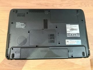 Toshiba Satellite L655-1E9 Portátil