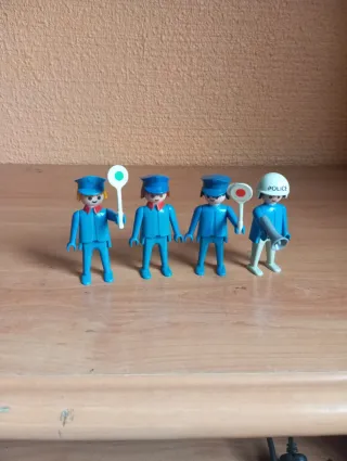 370. Playmobil figuras agentes tráfico policía ant