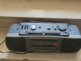 Philips Boombox Radio Cassette CD