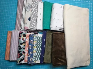 Lote 18 retales de tela
