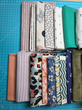 Lote 18 retales de tela