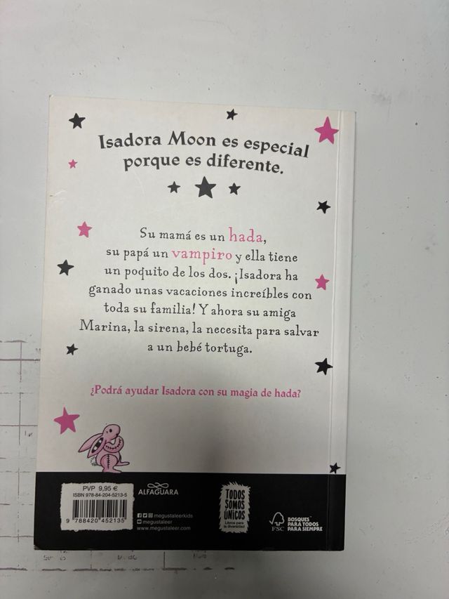 Isadora Moon va de viaje (Isadora Moon 9) (Span...