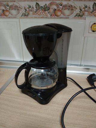 Cafetera Eléctrica Negra