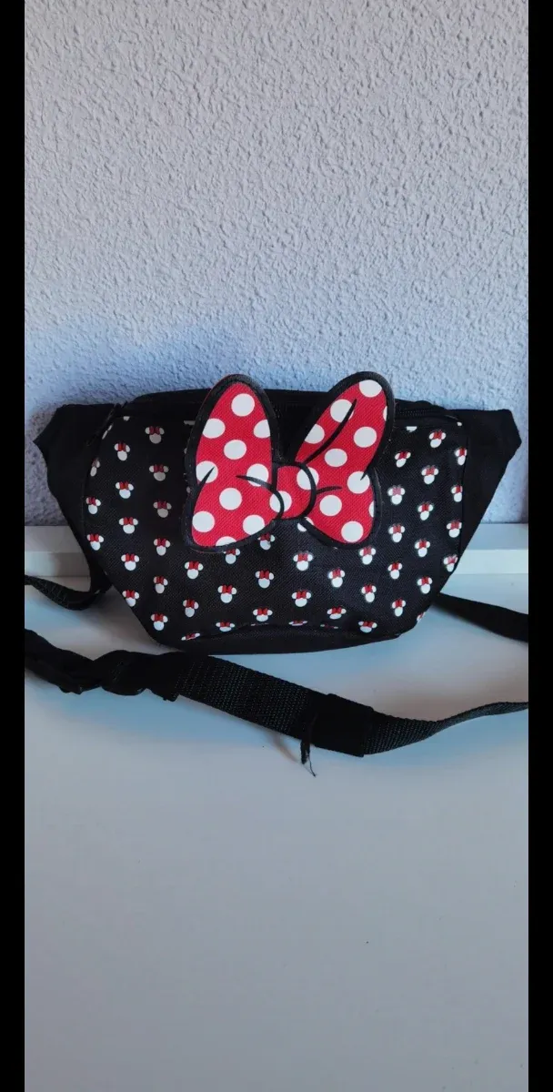 Riñonera Minnie Mouse Negra y Roja