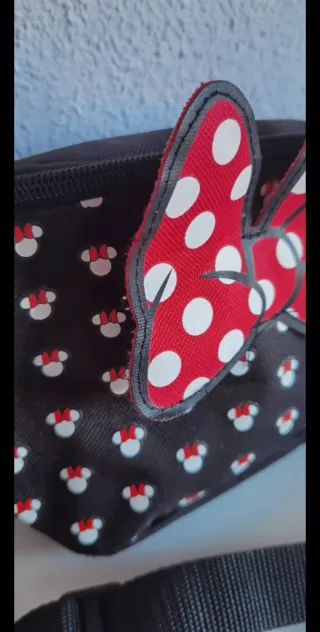 Riñonera Minnie Mouse Negra y Roja