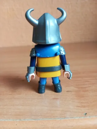 361. Playmobil enano medieval