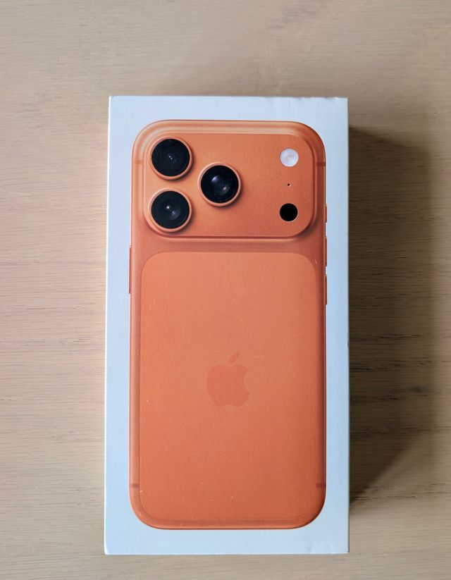 Apple iPhone 17 Pro 256GB Orange Special Edition