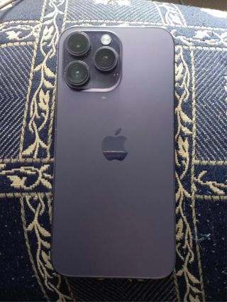 iPhone 14 Pro Max Morado