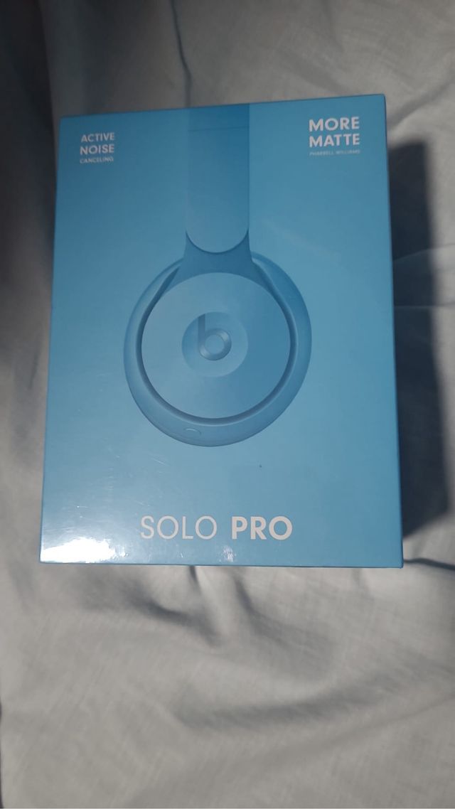 Beats Solo Pro Edición Especial Pharrell William