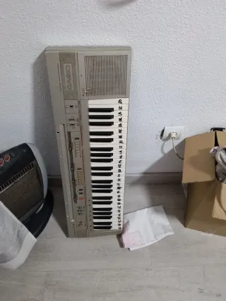 Teclado Casio Casiotone CT-S200