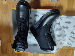 Botas Magnum Tácticas Negras Talla 43 Nuevas
