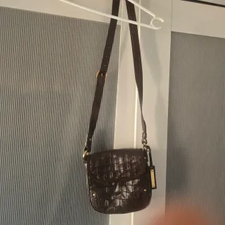 Bolso Escada Marrón y Dorado