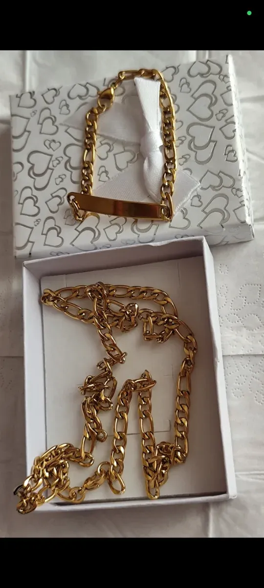 Colar 18 em ouro com pulseira eliminada