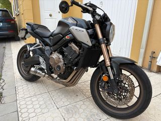 Honda CB650R Negra