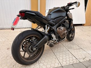 Honda CB650R Negra