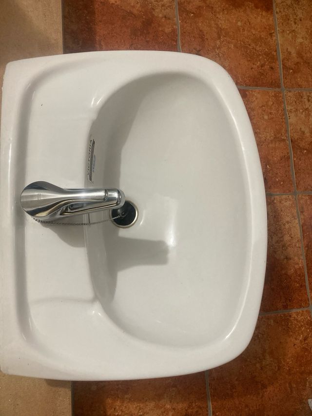 Lavabo Roca Victoria Porcelana Completo