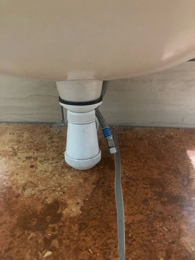 Lavabo Roca Victoria Porcelana Completo