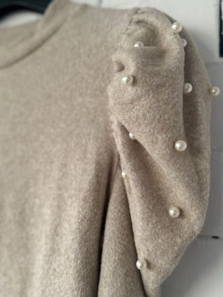 Jersey Zara con perlas