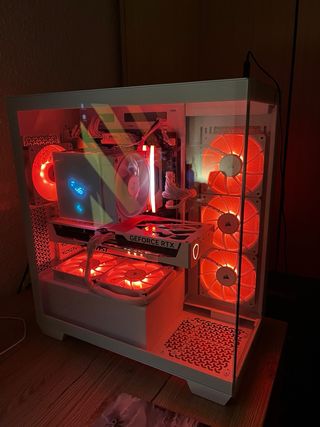 PC Gaming Blanco RTX 5080 MSI