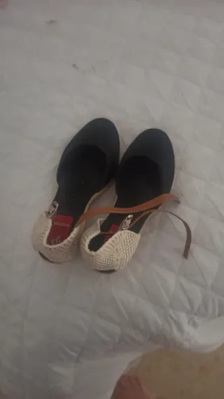 Zapatillas esparto negras y beige T37