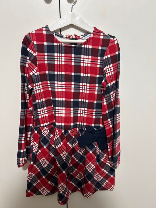 Vestido de niña a cuadros