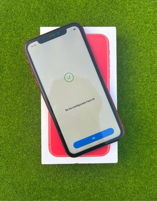 iPhone 11 (PRODUCT) RED