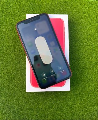 iPhone 11 (PRODUCT) RED