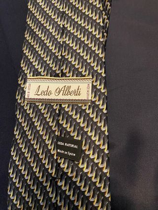 Americana traje Adanes con corbata seda