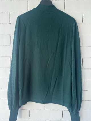 Jersey Stradivarius verde manga abullonada