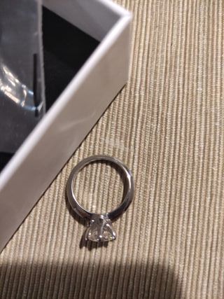 Anillo Plata Piedra 4 Quilates. Talla 6