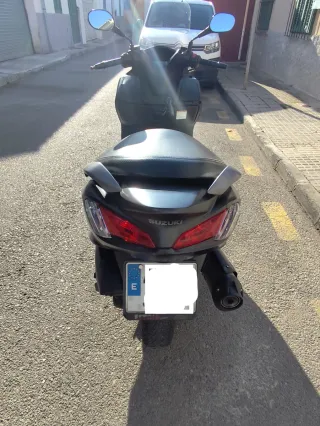 Suzuki Burgman 200 ABS