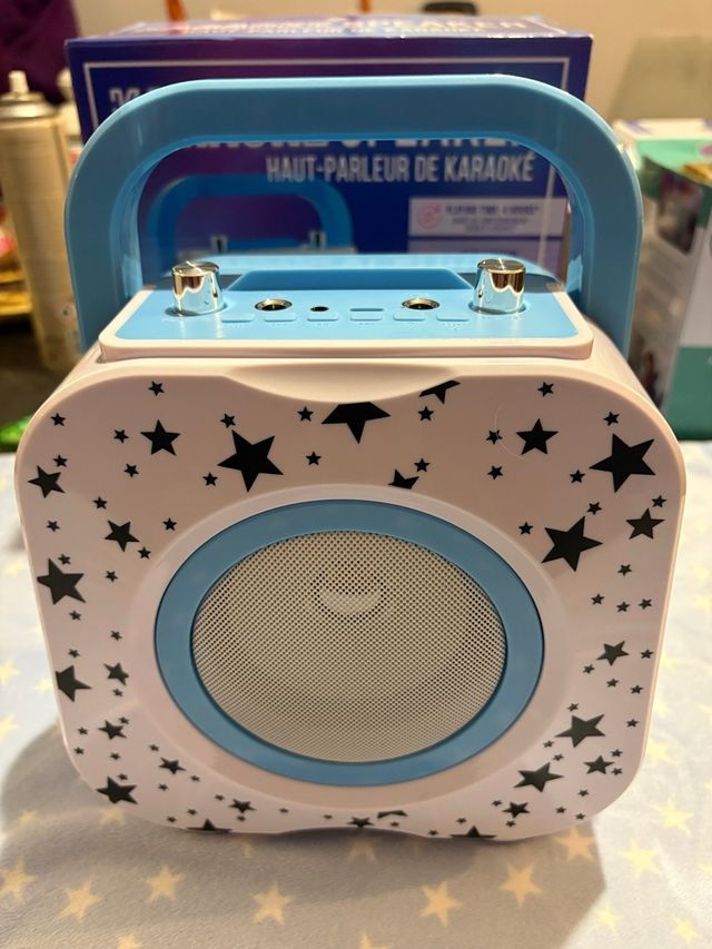 Coluna Karaoke com 2 Microfones Bluetooth