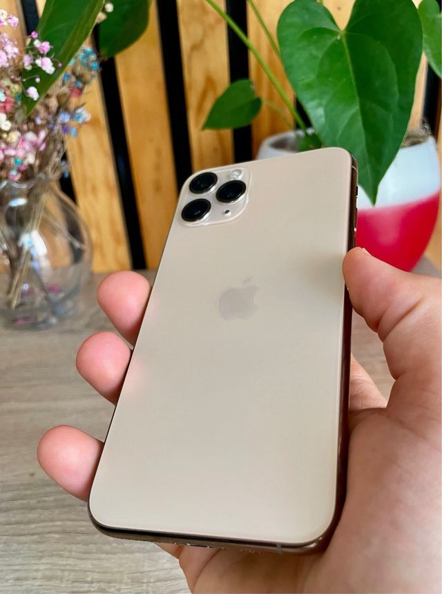 iPhone 11 Pro 256GB PRISTINE Gold