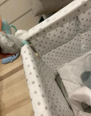 Se vende cuna portatil para bebe (primeros meses)
