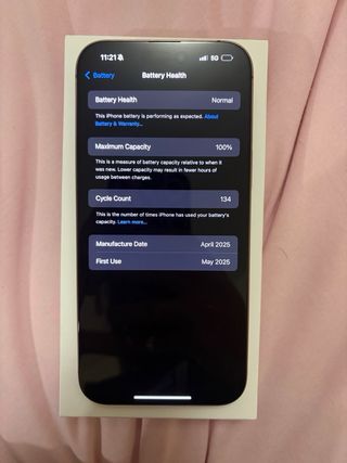 iPhone 16 Pro Max Dorado