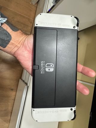 Nintendo Switch OLED bianco