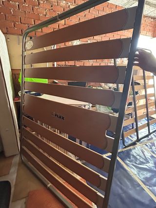 Somier de madera y metal