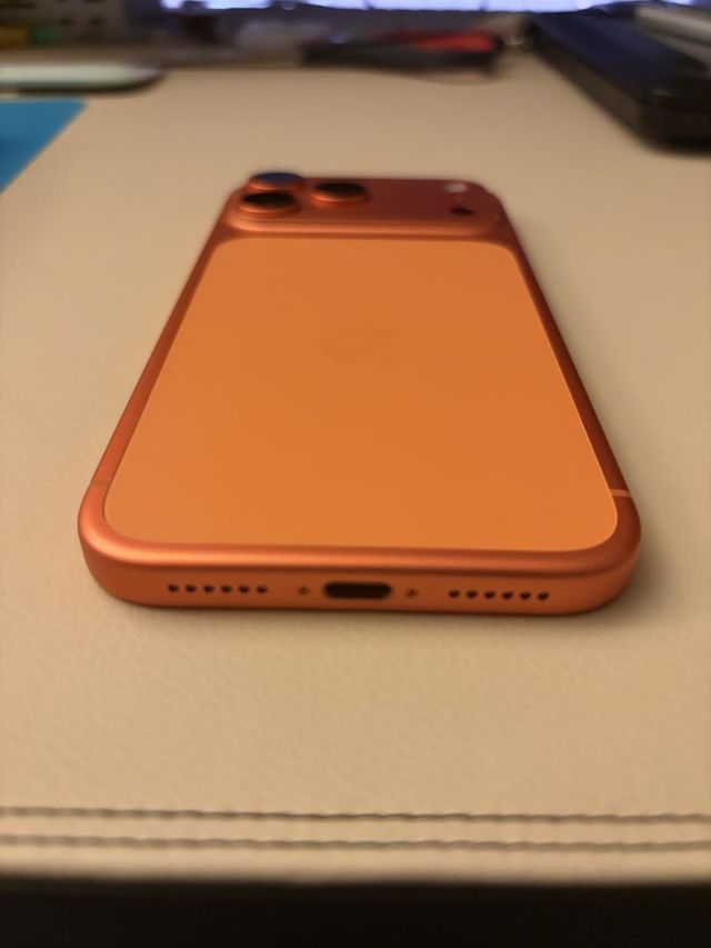 Apple iPhone 17 Pro Max 1TB Orange Special Edition