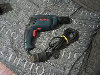 Taladro percutor Bosch GSB 13 RE