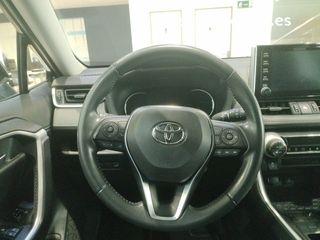 Toyota Rav4 2.5l 220H Style