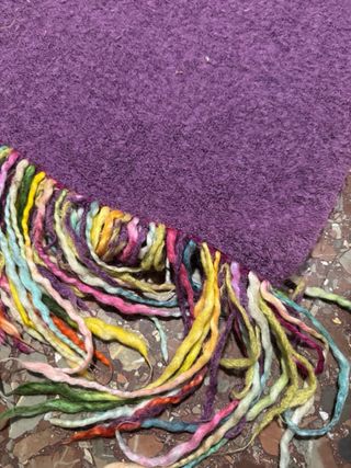 Bifanda multicolor con flecos