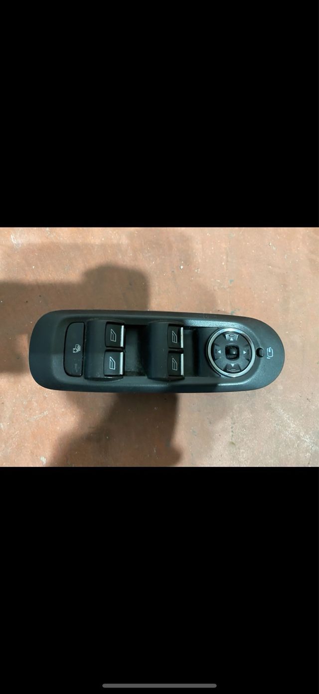 Botonera Elevalunas Ford Mondeo