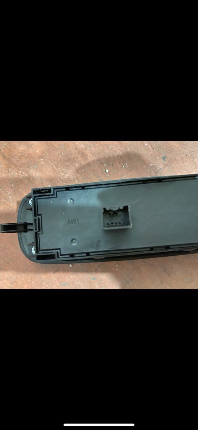 Botonera Elevalunas Ford Mondeo