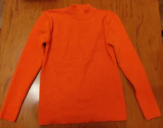 Jersey cuello alto naranja talla M