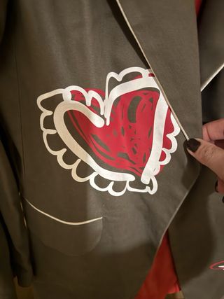 Americana tipo levita con bordado